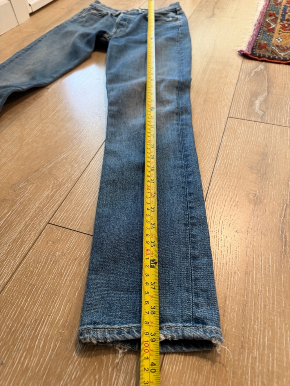 GRLFRND women’s Skinny Jeans in Medium Blue Wash - Picture 2 of 8